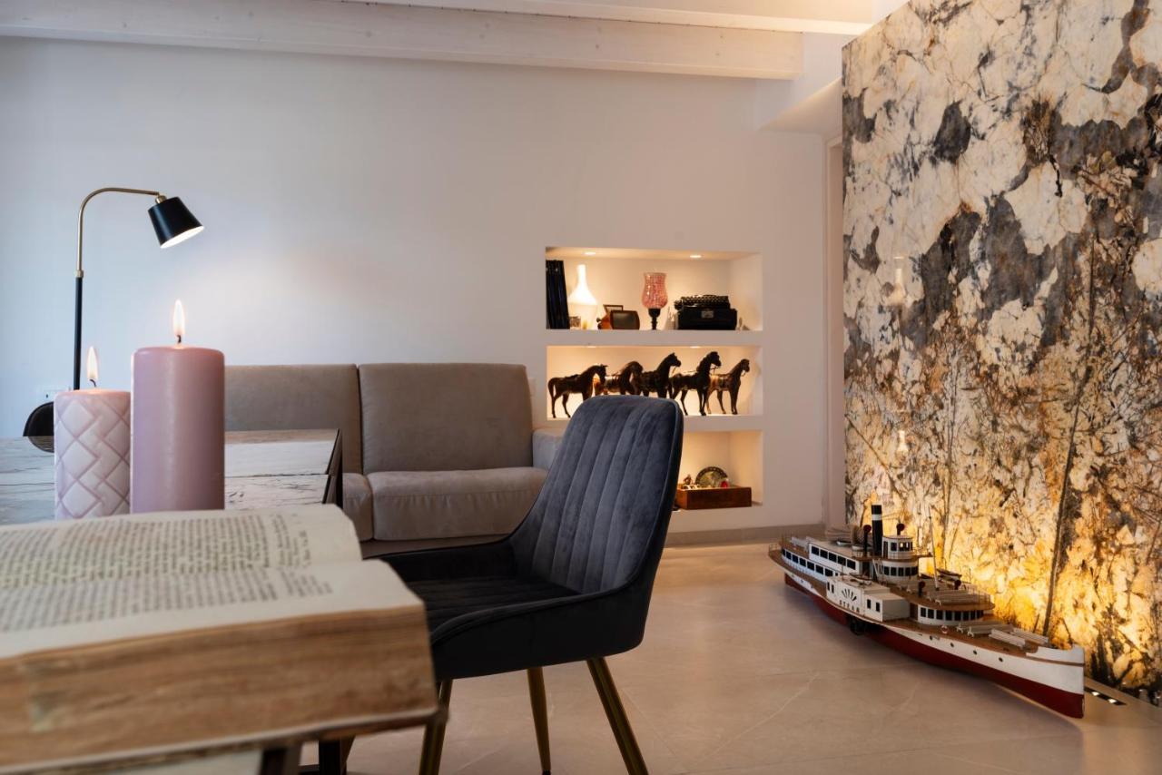 Absentia 1763 Garda Boutique Home - Lake Front Brenzone sul Garda Dış mekan fotoğraf