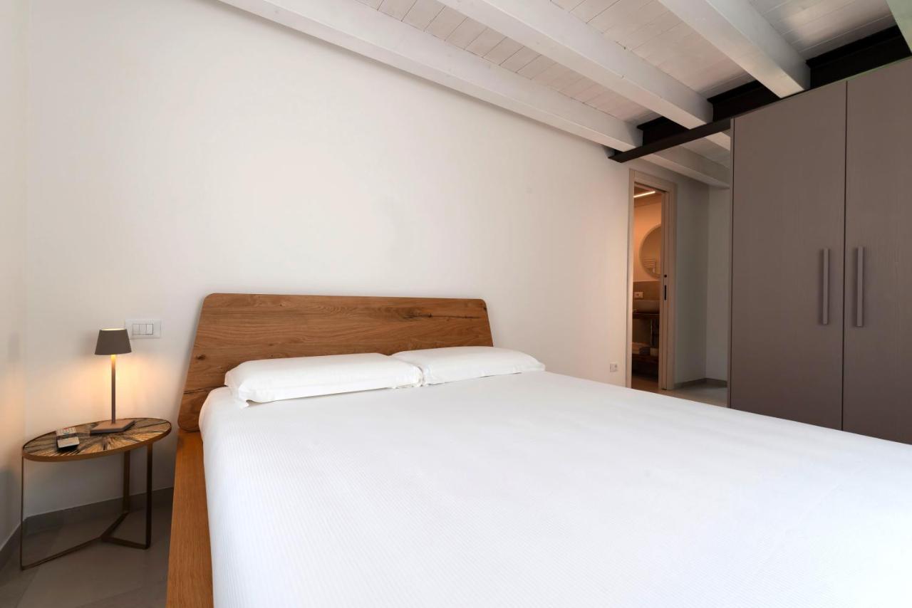 Absentia 1763 Garda Boutique Home - Lake Front Brenzone sul Garda Dış mekan fotoğraf