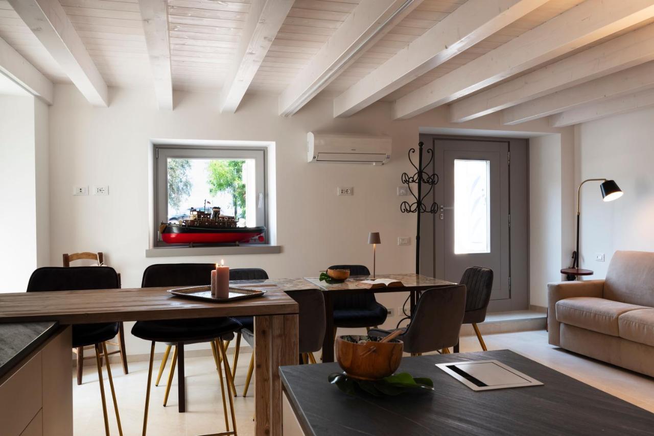 Absentia 1763 Garda Boutique Home - Lake Front Brenzone sul Garda Dış mekan fotoğraf