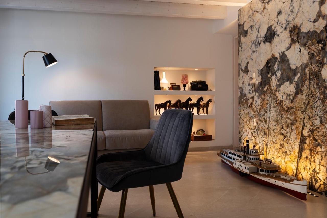 Absentia 1763 Garda Boutique Home - Lake Front Brenzone sul Garda Dış mekan fotoğraf