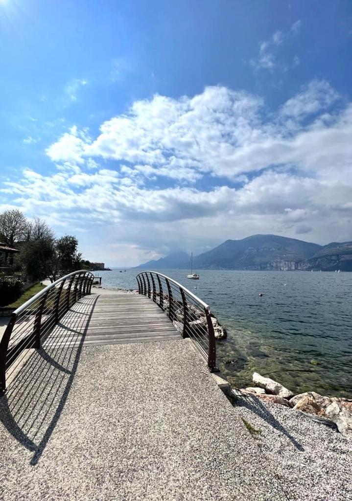 Absentia 1763 Garda Boutique Home - Lake Front Brenzone sul Garda Dış mekan fotoğraf