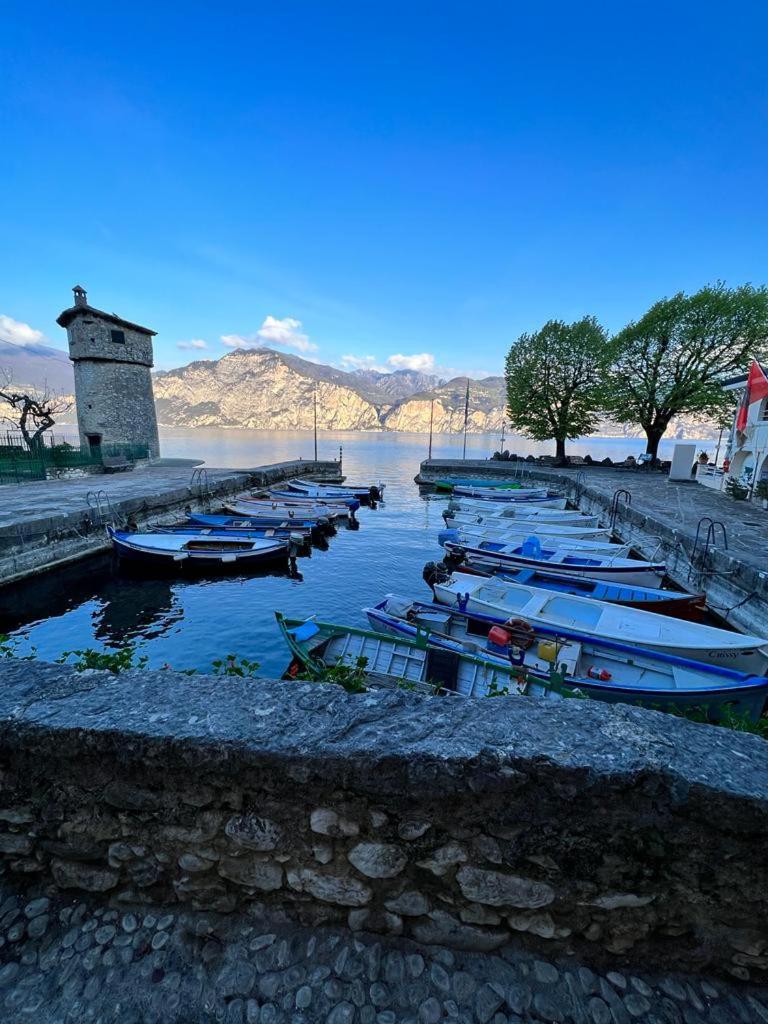 Absentia 1763 Garda Boutique Home - Lake Front Brenzone sul Garda Dış mekan fotoğraf
